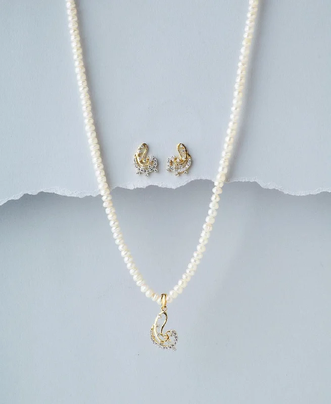 Small pendant necklaces  Elegant Pearl Necklace Set