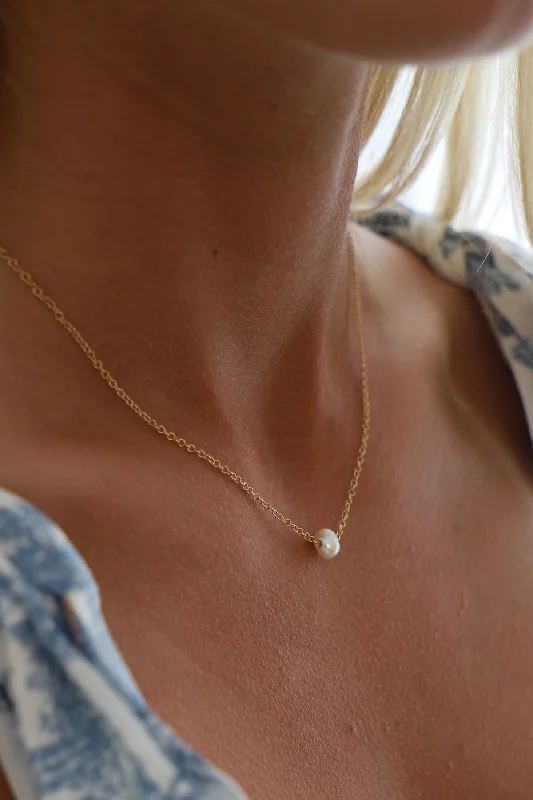 Chunky gold necklaces  THE PEARL COVE NECKLACE