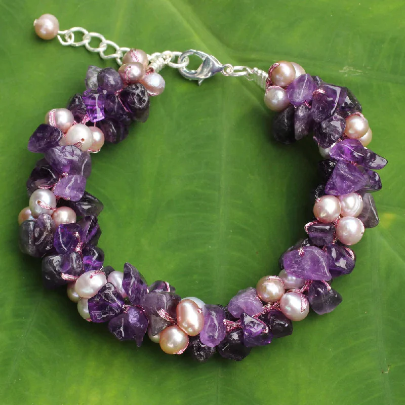 Black bracelets for women  Handmade Amethyst 'Gracious Lady' Pearl Bracelet (4 mm) (Thailand) - Purple