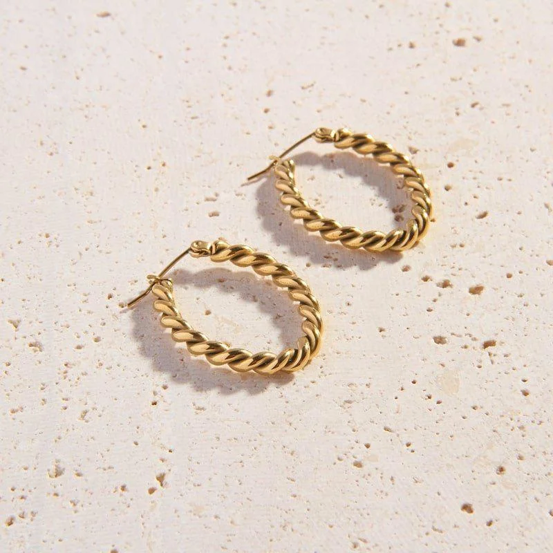 Ear cuffs for non-pierced earsOval Mia Hoops