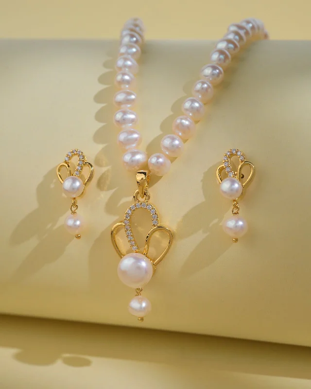 Engraved pendant necklaces  Elegant Pearl Necklace Sets