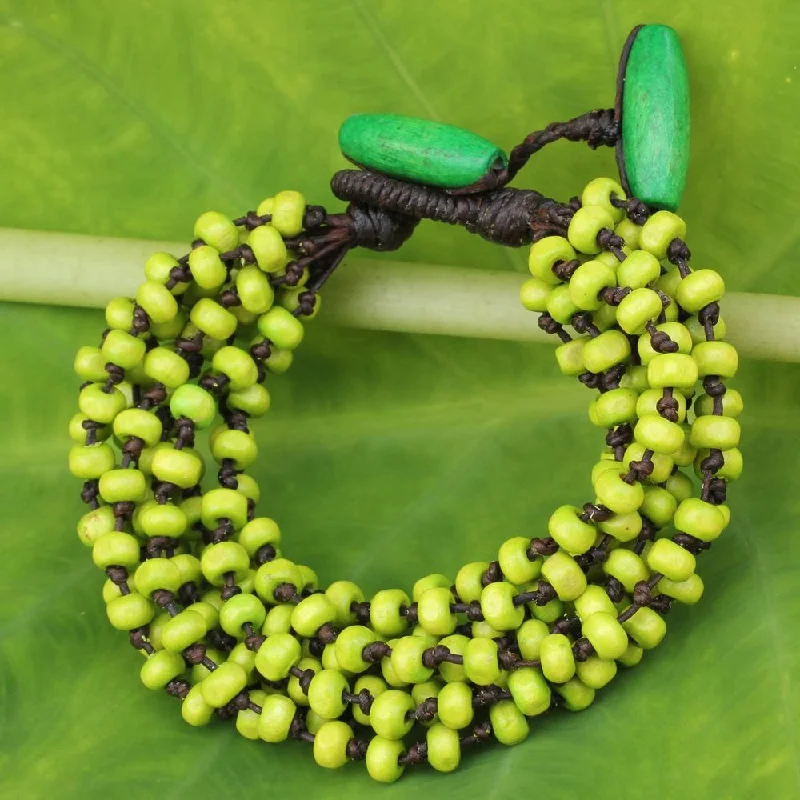 Pearl charm bracelets  Handmade Littleleaf Boxwood 'Chartreuse' Bracelet (Thailand)