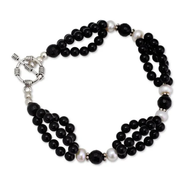 Rose gold bracelets for women  Onyx and Pearl Beaded Bracelet, 'Extravaganza' (India) - 7'6" x 9'6"