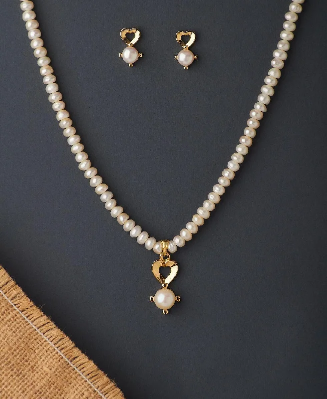 Summer beach necklaces  Classy Real Pearl Necklace Set