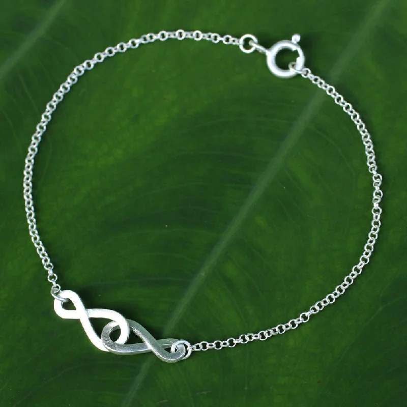 Everyday bracelets for women  Handmade Sterling Silver 'Into Infinity' Bracelet (Thailand)