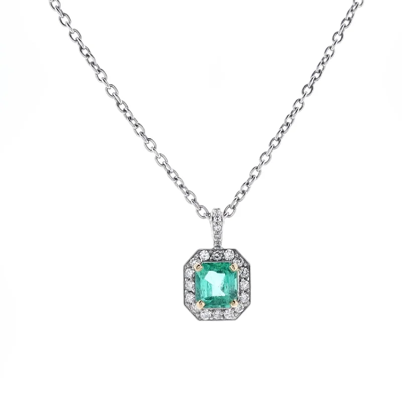 Simple pearl strand necklaces  Estate Platinum Emerald Pendant with Diamond Surround 17" Chain Necklace