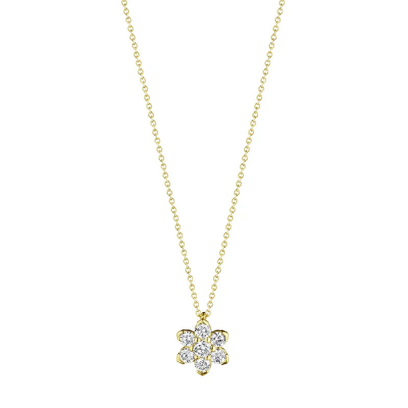 Valentine’s Day gift necklaces  Verragio 18k Gold Medium Star Diamond Pendant Necklace