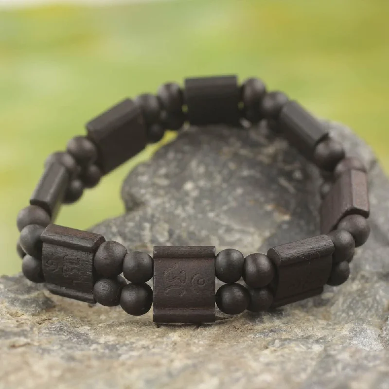 Elegant chain bracelets  Handmade Sese Wood 'Black Radiance' Bracelet (Ghana)