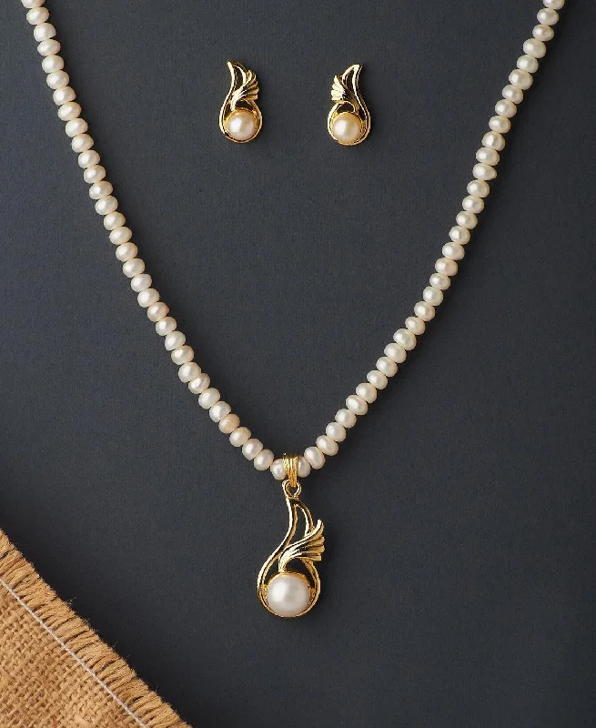 Autumn leaf necklaces  Classy Real Pearl Necklace Set