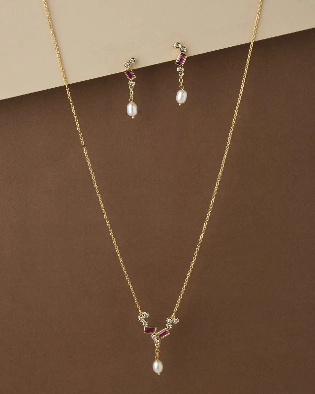 Minimal chain necklaces  Chic and Slender Pearl Drop Necklace Set