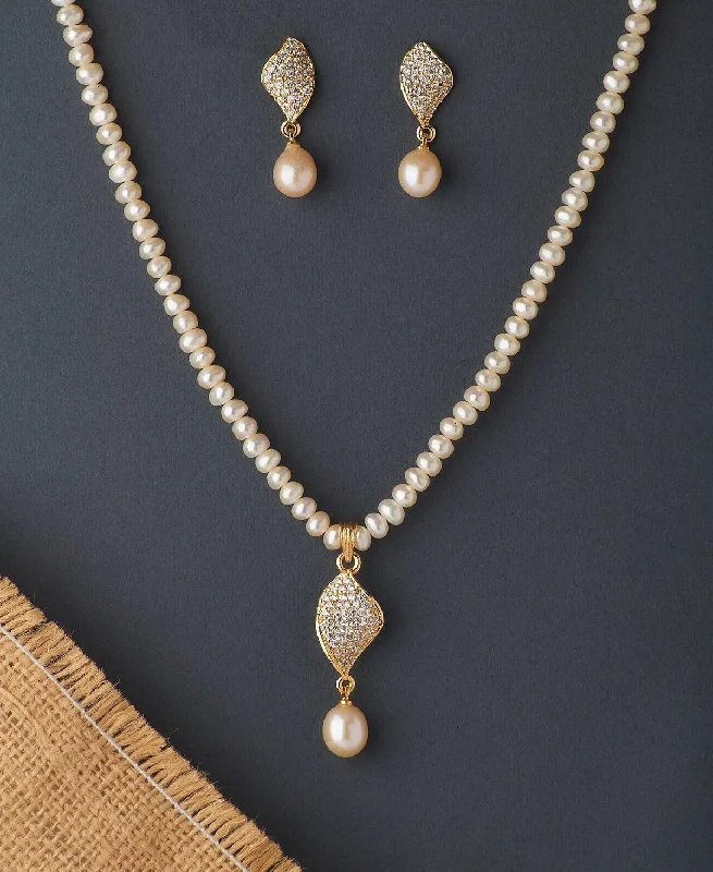 Nickel-free necklaces  Elegant Real Pearl Necklace Set